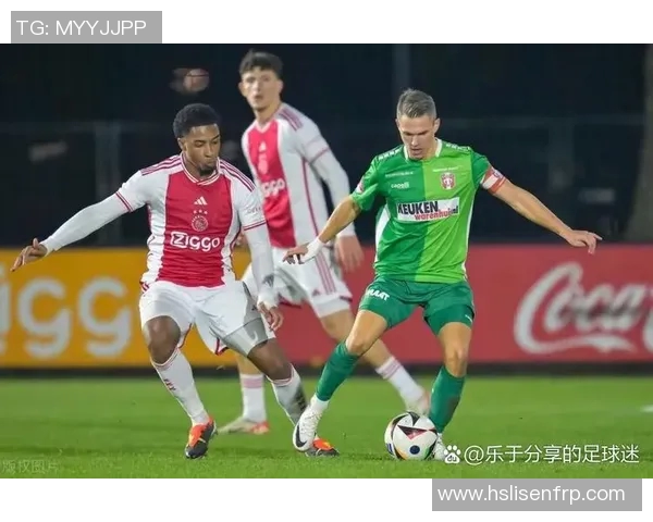 云达不莱梅与法兰克福争榜首,德甲积分榜竞争白热化 云达不莱梅与法兰克福争榜首,德甲积分榜竞争白热化