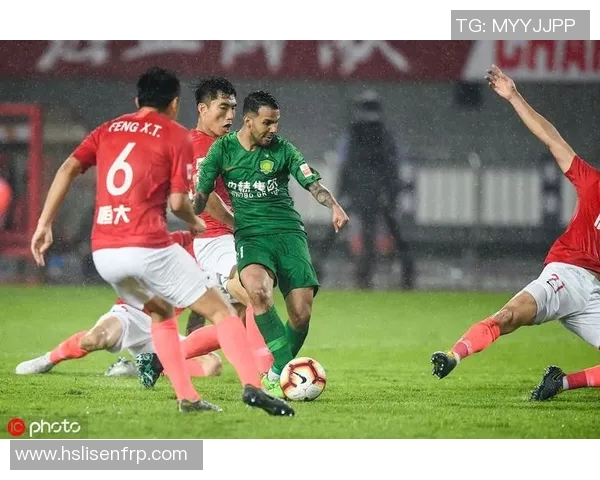 京都与水户的精彩对决赛果揭晓球迷热议比赛亮点与精彩瞬间